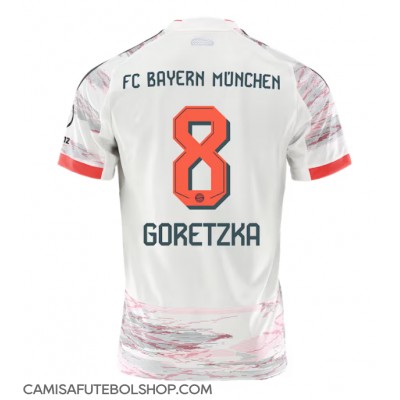 Camisa de time de futebol Bayern Munich Leon Goretzka #8 Replicas 2º Equipamento 2025-26 Manga Curta Camisa de time de futebol Bayern Munich Leon Goretzka #8 Replicas 2º Equipamento 2025-26 Manga Curta